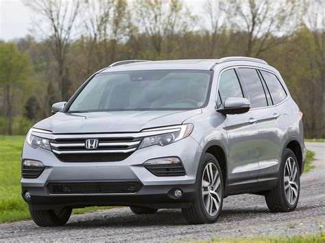 Here are 10 of the best used SUVs you’ll find under $20,000. 1. 2015 Toyota Highlander The 2015 Toyota Highlander is safe, comfortable, reliable, spacious, and feature-packed — everything you ...
